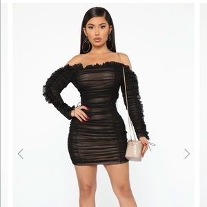 Fashion Nova Black Ruched Mini Dress 🖤